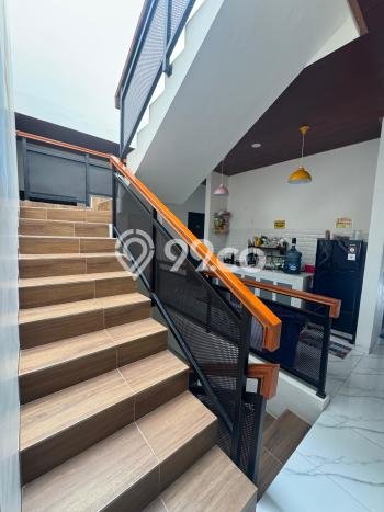 Rumah Kost untuk Dijual di Tembalang dengan 27 KT, 27 KM, Luas 700m2 Rumah Kost untuk Dijual di Tembalang dengan 27 KT, 27 KM, Luas 700m2