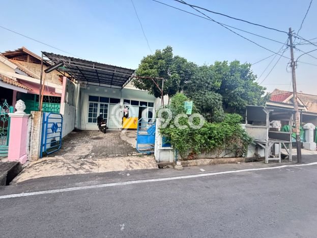 Dijual Rumah 3 Kamar Lokasi Strategis Nyaman dan Strategis di Semarang Barat Dijual Rumah 3 Kamar Lokasi Strategis Nyaman dan Strategis di Semarang Barat