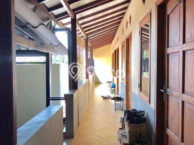Dijual Segera Kost 20 Kamar, 5 Kamar Mandi di Tembalang, Semarang, Luas 450m2 Dijual Segera Kost 20 Kamar, 5 Kamar Mandi di Tembalang, Semarang, Luas 450m2