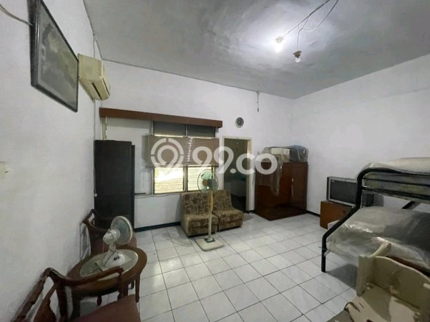Dijual Rumah Premium dengan Fasilitas Sekitar Lengkap di Tenggilis Mejoyo, Surabaya Dijual Rumah Premium dengan Fasilitas Sekitar Lengkap di Tenggilis Mejoyo, Surabaya