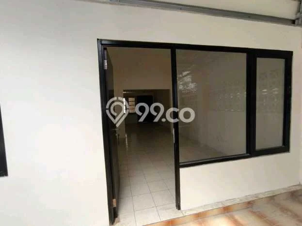Jarang Ada! Rumah Kontrakan 5 Kamar Nyaman Siap Huni Surabaya Kota Jarang Ada! Rumah Kontrakan 5 Kamar Nyaman Siap Huni Surabaya Kota