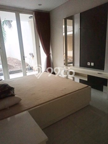 Rumah Sewa Surabaya LT 360m2 LB 500m2 Area Pakuwon City Rumah Sewa Surabaya LT 360m2 LB 500m2 Area Pakuwon City