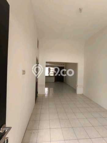 Jarang Ada! Rumah Kontrakan 5 Kamar Nyaman Siap Huni Surabaya Kota Jarang Ada! Rumah Kontrakan 5 Kamar Nyaman Siap Huni Surabaya Kota