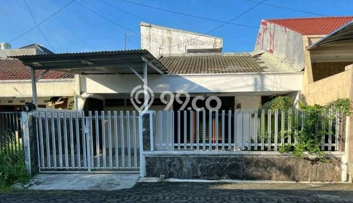 Jual Rumah Modern 4 KT di Surabaya Kota, Surabaya Jual Rumah Modern 4 KT di Surabaya Kota, Surabaya