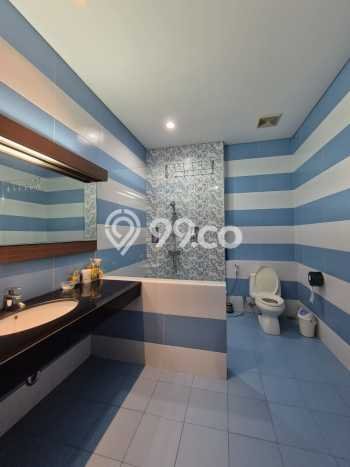 For Sale! Premium House LT 412m2 Desain Modern di Surabaya Kota For Sale! Premium House LT 412m2 Desain Modern di Surabaya Kota