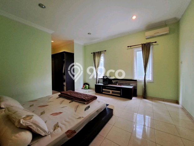 Hot Offer Hunian Premium Ideal dan Luas di Wiyung, Surabaya Hot Offer Hunian Premium Ideal dan Luas di Wiyung, Surabaya