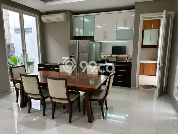 Jarang Ada! Rumah Sewa 5 Kamar Bagus Siap Huni Citraland Jarang Ada! Rumah Sewa 5 Kamar Bagus Siap Huni Citraland