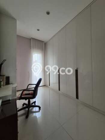 For Sale! Premium House LT 412m2 Desain Modern di Surabaya Kota For Sale! Premium House LT 412m2 Desain Modern di Surabaya Kota