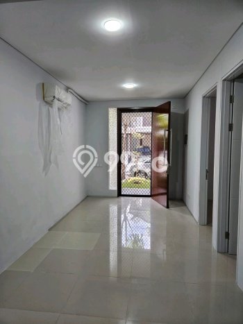 For Sale Hunian Rumah Terawat 6 KT di Citraland, Surabaya For Sale Hunian Rumah Terawat 6 KT di Citraland, Surabaya