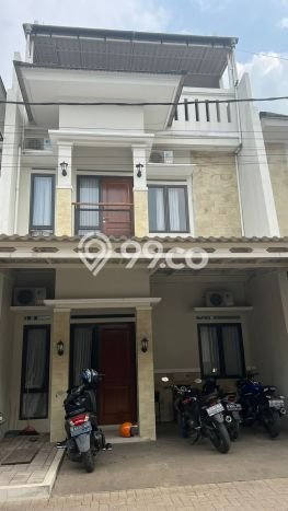 Hunian Cantik Modern Lb 150m2 di Pamulang, Tangerang Selatan Hunian Cantik Modern Lb 150m2 di Pamulang, Tangerang Selatan