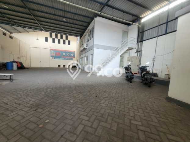 Gudang Dijual di Taman Sidoarjo dengan LB 918m2 Gudang Dijual di Taman Sidoarjo dengan LB 918m2