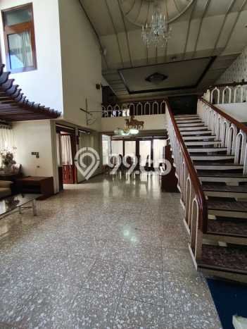 Rumah sewa siap huni 4 Kamar Tidur di Setra Sari, Bandung Rumah sewa siap huni 4 Kamar Tidur di Setra Sari, Bandung