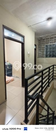 Rumah Elit Modern Tanpa Renovasi di Taman Kopo Indah Bandung Rumah Elit Modern Tanpa Renovasi di Taman Kopo Indah Bandung