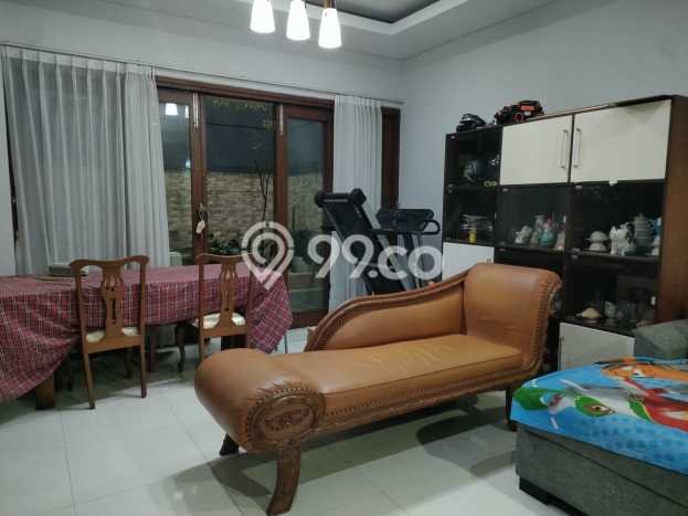Rumah Mewah LB 160m2 Siap Huni Desain Elegan di Geger Kalong, Bandung Rumah Mewah LB 160m2 Siap Huni Desain Elegan di Geger Kalong, Bandung