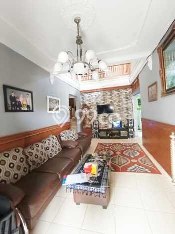 Dijual Rumah 5 Kamar Lokasi Ideal Nyaman dan Strategis di Padalarang Dijual Rumah 5 Kamar Lokasi Ideal Nyaman dan Strategis di Padalarang