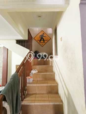 Dijual Rumah 5 Kamar Lokasi Ideal Nyaman dan Strategis di Padalarang Dijual Rumah 5 Kamar Lokasi Ideal Nyaman dan Strategis di Padalarang
