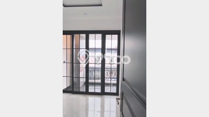 Rumah Elit Modern Siap Huni di Semolowaru Surabaya Rumah Elit Modern Siap Huni di Semolowaru Surabaya