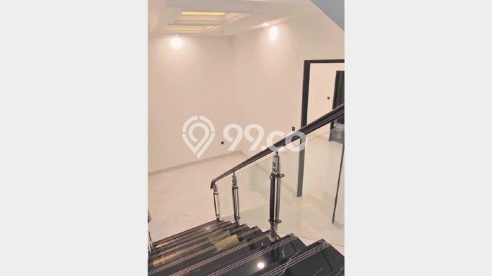 Rumah Elit Modern Siap Huni di Semolowaru Surabaya Rumah Elit Modern Siap Huni di Semolowaru Surabaya