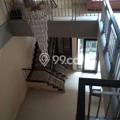 Rumah Luas Asri 5 KT Siap Pakai di Taman Kopo Indah Bandung Rumah Luas Asri 5 KT Siap Pakai di Taman Kopo Indah Bandung