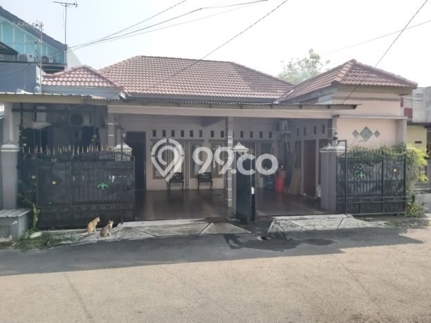 For Sale Hunian Rumah Terawat 4 KT di Harapan Indah, Bekasi For Sale Hunian Rumah Terawat 4 KT di Harapan Indah, Bekasi