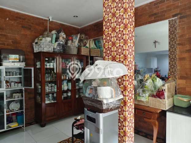 Ready to Use! Premium House LT 175m2 Desain Modern di Cibubur Ready to Use! Premium House LT 175m2 Desain Modern di Cibubur