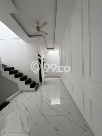 Dijual Hunian Rumah Nyaman 4 Kamar di Rawamangun, Jakarta Timur Dijual Hunian Rumah Nyaman 4 Kamar di Rawamangun, Jakarta Timur