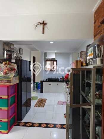 Ready to Use! Premium House LT 175m2 Desain Modern di Cibubur Ready to Use! Premium House LT 175m2 Desain Modern di Cibubur