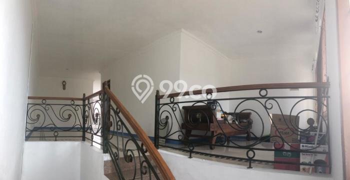 Rumah Eksklusif Siap Huni LT 236m2 di Duren Sawit, Jakarta Timur Rumah Eksklusif Siap Huni LT 236m2 di Duren Sawit, Jakarta Timur