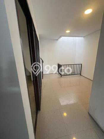 For Sale Rumah 3 Kamar Lokasi Strategis Bagus dan Strategis di Bekasi Utara For Sale Rumah 3 Kamar Lokasi Strategis Bagus dan Strategis di Bekasi Utara