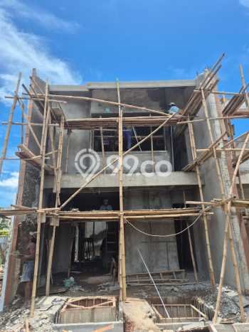 Rumah Minimalis 3 KT di Puri Indah Jakarta Barat Rumah Minimalis 3 KT di Puri Indah Jakarta Barat