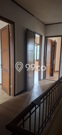 Dijual Rumah Luas Elegan Dengan View Eksklusif di Setra Duta, Bandung Dijual Rumah Luas Elegan Dengan View Eksklusif di Setra Duta, Bandung
