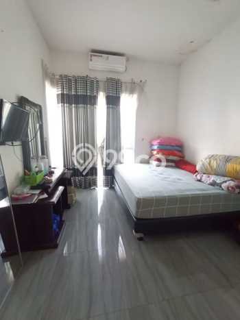 Rumah Strategis Modern Lb 220m2 di Antapani, Bandung Rumah Strategis Modern Lb 220m2 di Antapani, Bandung