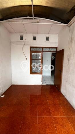 Disewakan! Rumah 2 Kamar Tidur &
2 Kamar Mandi di Taman Kopo Indah, Bandung Disewakan! Rumah 2 Kamar Tidur &
2 Kamar Mandi di Taman Kopo Indah, Bandung