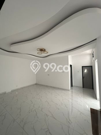 Rumah Mewah LB 230m2 Siap Pakai Desain Elegan di Taman Kopo Indah, Bandung Rumah Mewah LB 230m2 Siap Pakai Desain Elegan di Taman Kopo Indah, Bandung