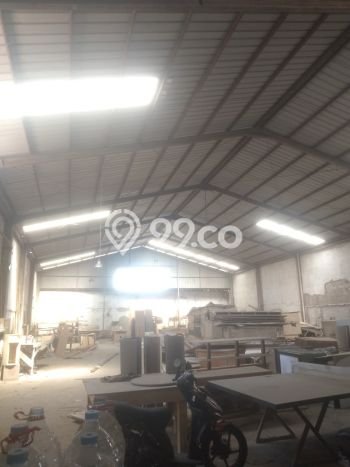 Unit Gudang disewakan di Cipondoh Tangerang dengan LT 800m2 / LB 600m2 Unit Gudang disewakan di Cipondoh Tangerang dengan LT 800m2 / LB 600m2