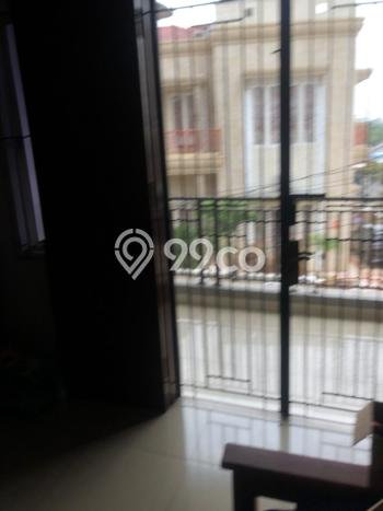 Rumah Luxury Modern Tanpa Renovasi di Duri Kosambi Jakarta Barat Rumah Luxury Modern Tanpa Renovasi di Duri Kosambi Jakarta Barat