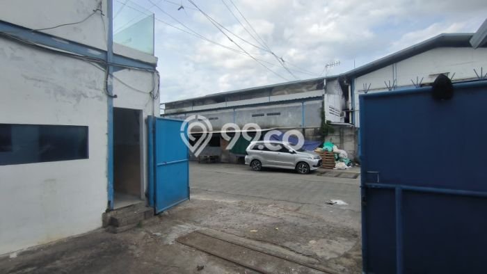 Gudang untuk Disewa di Pusat Jakarta Barat Luas Bangunan 360m2 Gudang untuk Disewa di Pusat Jakarta Barat Luas Bangunan 360m2