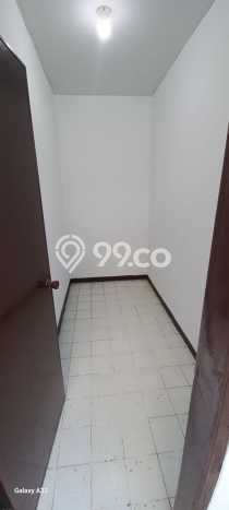 For Sale Hunian Rumah Terawat 3 KT di Duri Kosambi, Jakarta Barat For Sale Hunian Rumah Terawat 3 KT di Duri Kosambi, Jakarta Barat