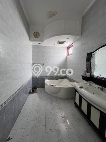 Dijual Rumah Mewah Elegan Dengan View Eksklusif di Surabaya Kota, Surabaya Dijual Rumah Mewah Elegan Dengan View Eksklusif di Surabaya Kota, Surabaya