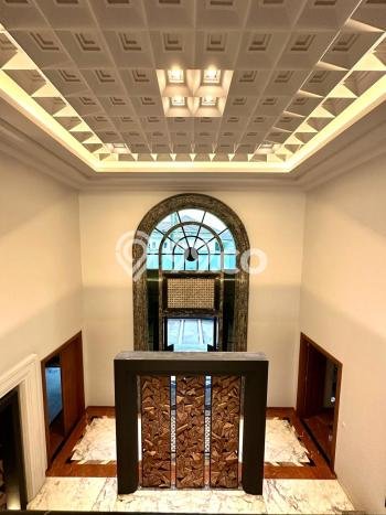 Hunian Mewah LB 1500m2 Siap Huni Desain Elegan di Pondok Indah, Jakarta Selatan Hunian Mewah LB 1500m2 Siap Huni Desain Elegan di Pondok Indah, Jakarta Selatan