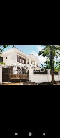 Dijual Rumah Luas Elegan Dengan View Cantik di Mega Kuningan, Jakarta Selatan Dijual Rumah Luas Elegan Dengan View Cantik di Mega Kuningan, Jakarta Selatan