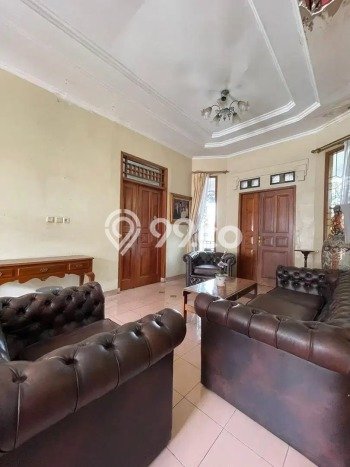 Dijual Rumah Premium dengan Fasilitas Sekitar Komplit di Cilandak, Jakarta Selatan Dijual Rumah Premium dengan Fasilitas Sekitar Komplit di Cilandak, Jakarta Selatan