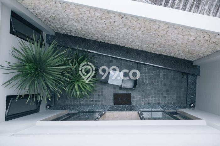 Rumah Eksklusif Dijual LT 270m2 di Kebayoran Baru, Jakarta Selatan Rumah Eksklusif Dijual LT 270m2 di Kebayoran Baru, Jakarta Selatan