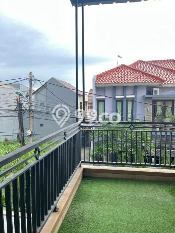 Dijual Cepat Rumah Bagus Siap Huni LB 162m2 di Pasar Rebo, Jakarta Timur Dijual Cepat Rumah Bagus Siap Huni LB 162m2 di Pasar Rebo, Jakarta Timur