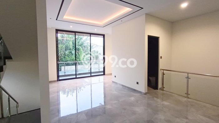 Rumah Luxury Modern Tanpa Renovasi di Kemang Jakarta Selatan Rumah Luxury Modern Tanpa Renovasi di Kemang Jakarta Selatan