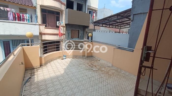 Rumah Modern 4 KT di Jembatan Lima Jakarta Barat Unfurnished Rumah Modern 4 KT di Jembatan Lima Jakarta Barat Unfurnished