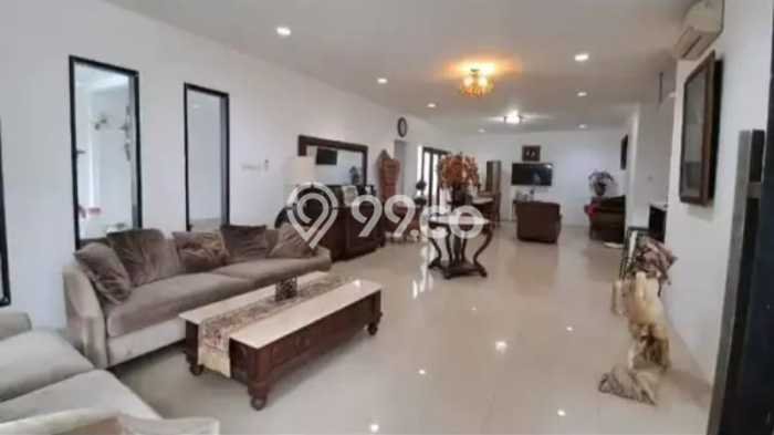 Rumah Luxury Modern Tanpa Renovasi di Mampang Jakarta Selatan Rumah Luxury Modern Tanpa Renovasi di Mampang Jakarta Selatan