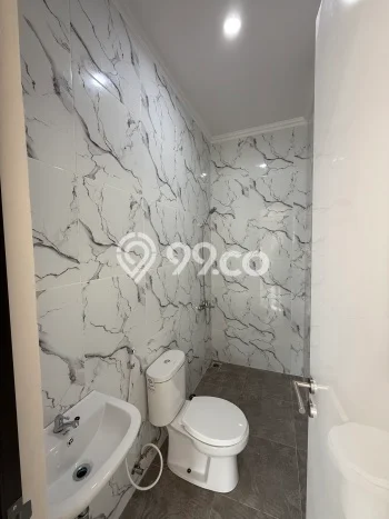 Rumah Luas Asri 4 KT Siap Huni di Serpong Villa Melati Mas Tangerang Selatan Rumah Luas Asri 4 KT Siap Huni di Serpong Villa Melati Mas Tangerang Selatan