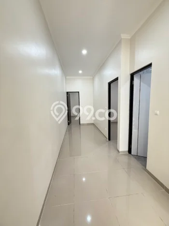Rumah Luas Asri 4 KT Siap Huni di Serpong Villa Melati Mas Tangerang Selatan Rumah Luas Asri 4 KT Siap Huni di Serpong Villa Melati Mas Tangerang Selatan