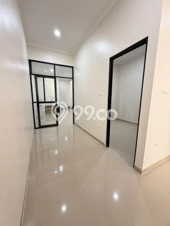 Rumah Luas Asri 4 KT Siap Huni di Serpong Villa Melati Mas Tangerang Selatan Rumah Luas Asri 4 KT Siap Huni di Serpong Villa Melati Mas Tangerang Selatan